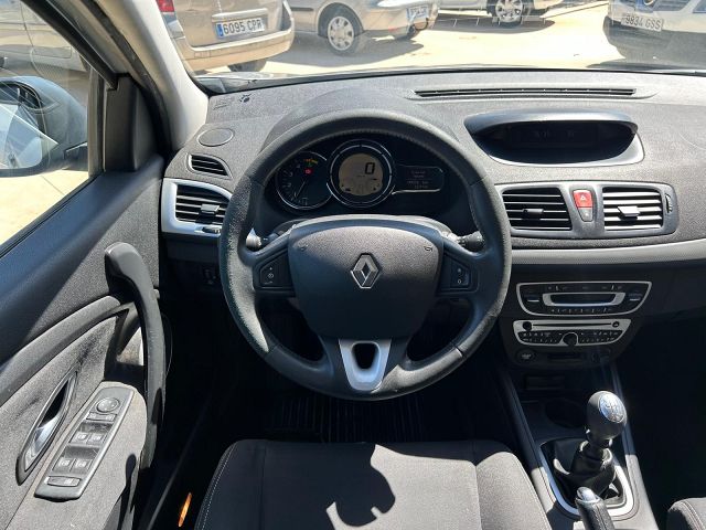 RENAULT MEGANE DYNAMIQUE 1.5 DCI ESTATE SPANISH LHD IN SPAIN 124000 MILES 2011